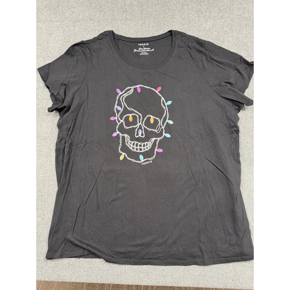 Torrid Womens Plus Size 5 Black Skull Christmas Lights Graphic Tee 12855201